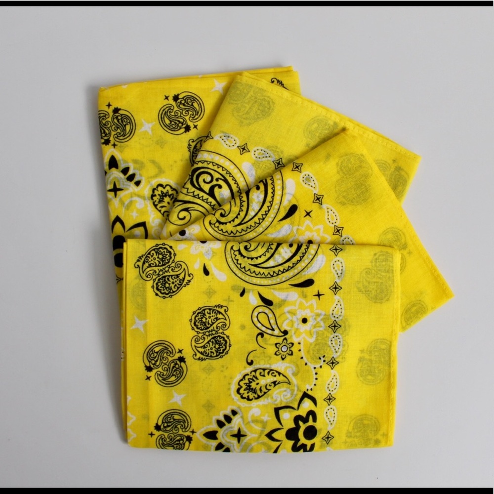 4 Yellow bandanas NWOT